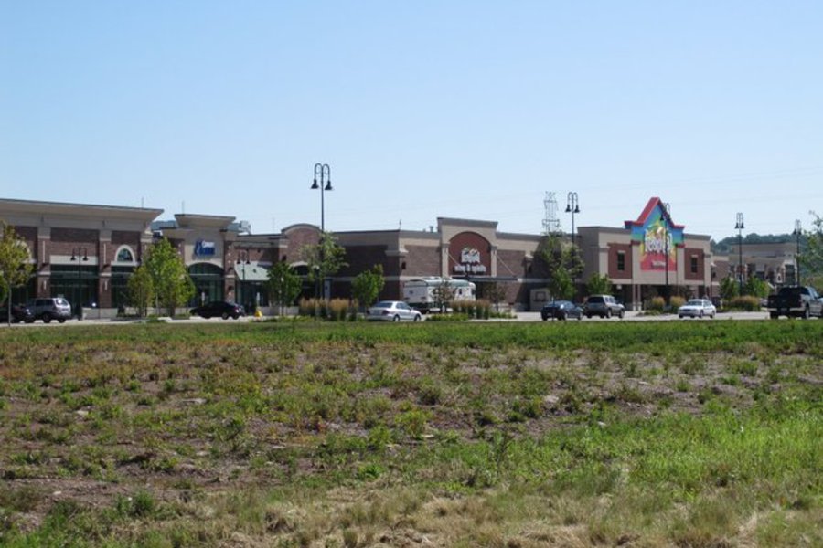 The Shops at Johnson Crossing
