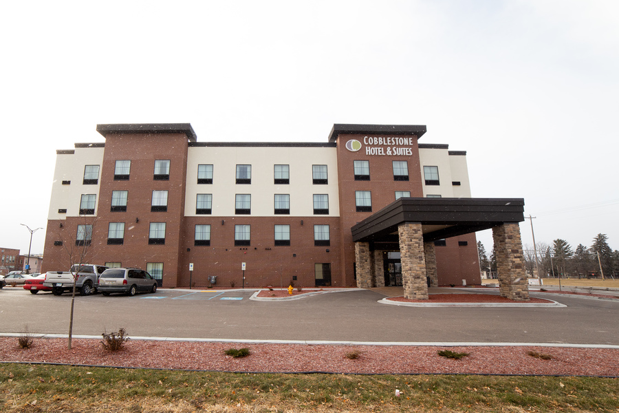 Cobblestone Hotel