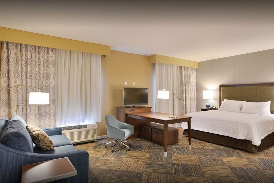 Hampton Inn
