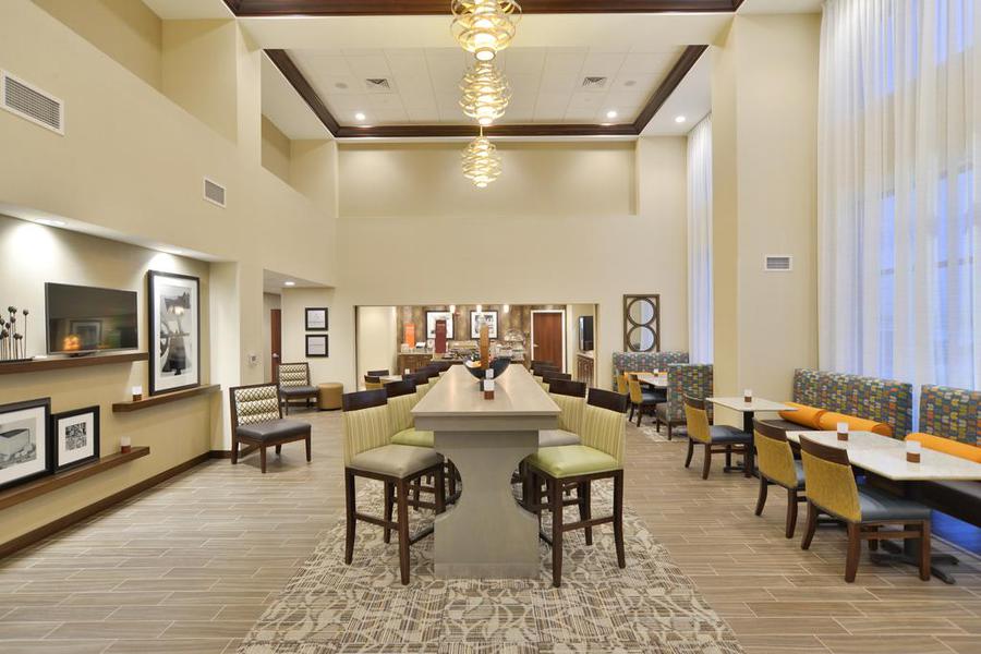 Hampton Inn
