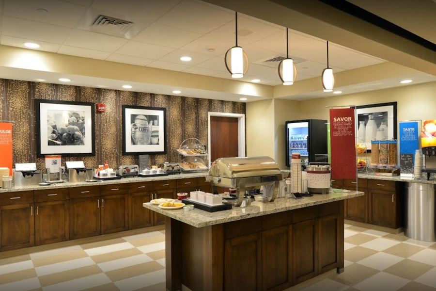 Hampton Inn